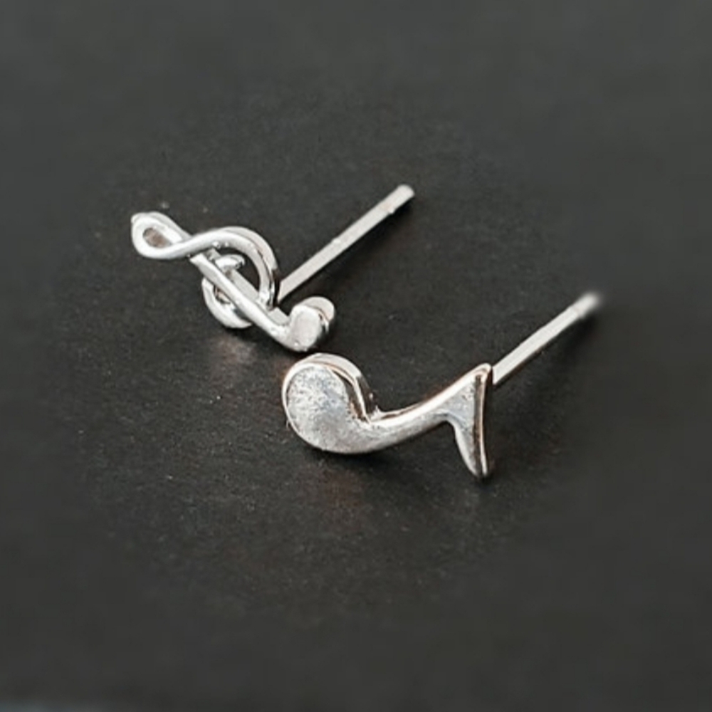 *New* Sterling silver mismatched music note earrings